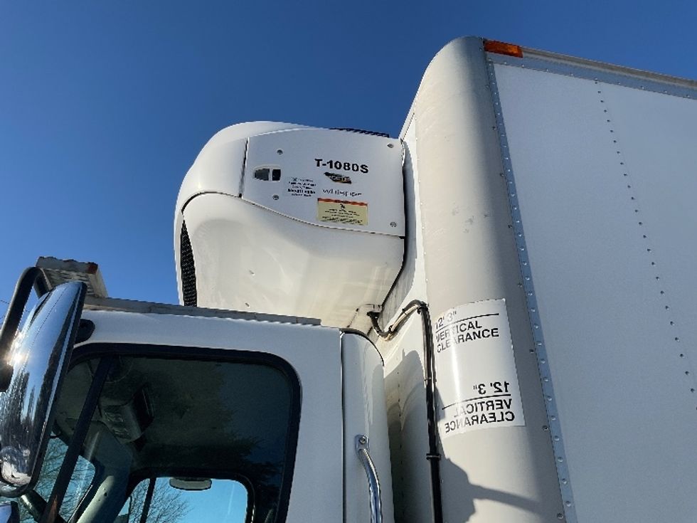 Refrigerated Truck-Light and Medium Duty Trucks-Freightliner-2016-M2-De Pere-WI-238,964\n\t\tmiles-$ 35,750 - Image 25