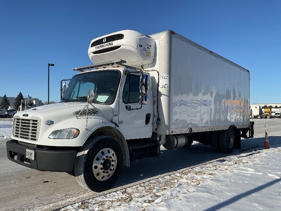Refrigerated Truck-Light and Medium Duty Trucks-Freightliner-2016-M2-De Pere-WI-238,964\n\t\tmiles-$ 35,750 - Image 3