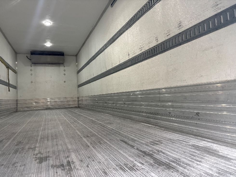 Refrigerated Truck-Light and Medium Duty Trucks-Freightliner-2016-M2-Everett-WA-389,390\n\t\tmiles-$ 28,500 - Image 12