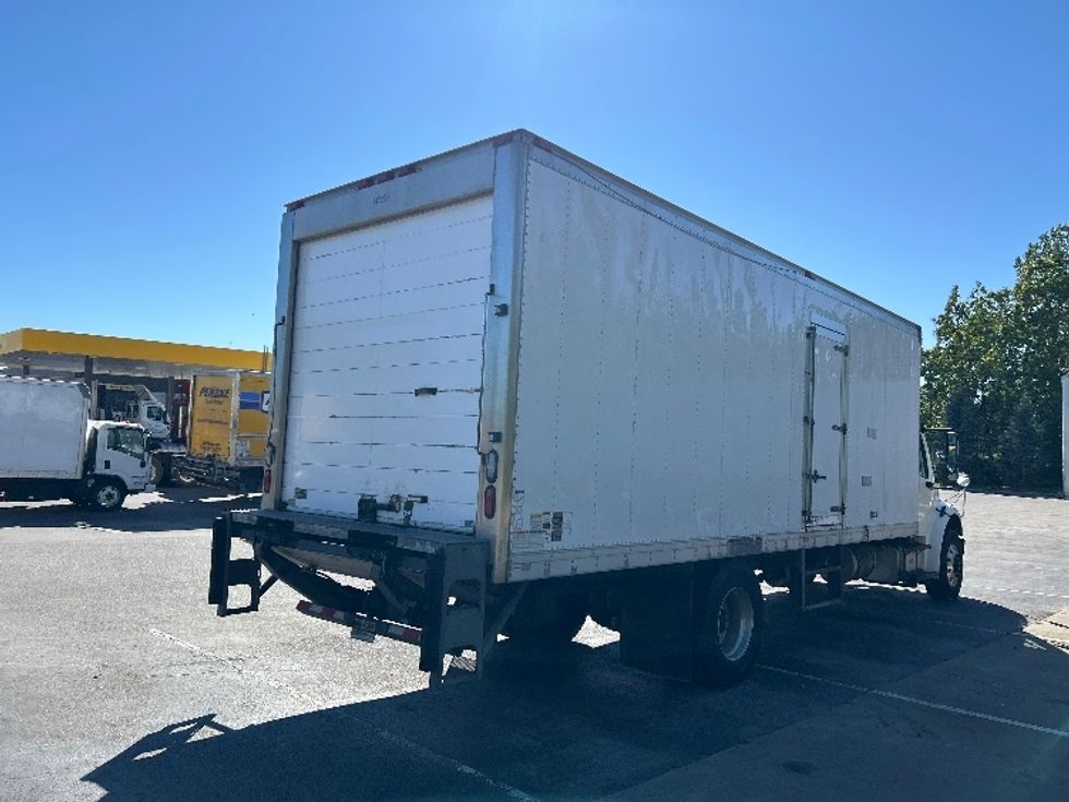 Refrigerated Truck-Light and Medium Duty Trucks-Freightliner-2016-M2-Fredonia-NY-189,406\n\t\tmiles-$ 38,500 - Image 13