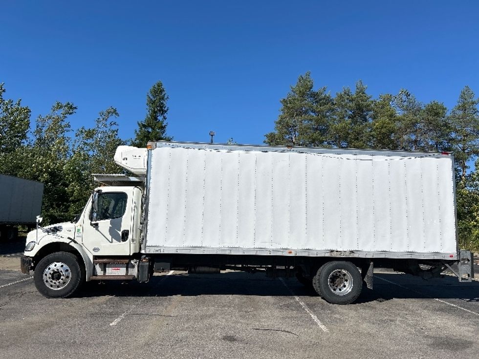 Refrigerated Truck-Light and Medium Duty Trucks-Freightliner-2016-M2-Fredonia-NY-189,406\n\t\tmiles-$ 38,500 - Image 4