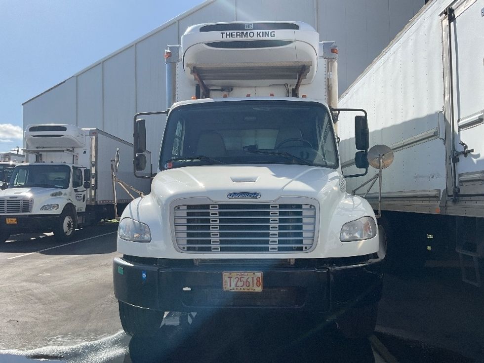 Refrigerated Truck-Light and Medium Duty Trucks-Freightliner-2016-M2-Honolulu-HI-169,106\n\t\tmiles-$ 51,750 - Image 2