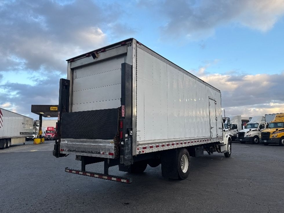 Refrigerated Truck-Light and Medium Duty Trucks-Freightliner-2016-M2-La Mirada-CA-132,636\n\t\tmiles-$ 47,250 - Image 13