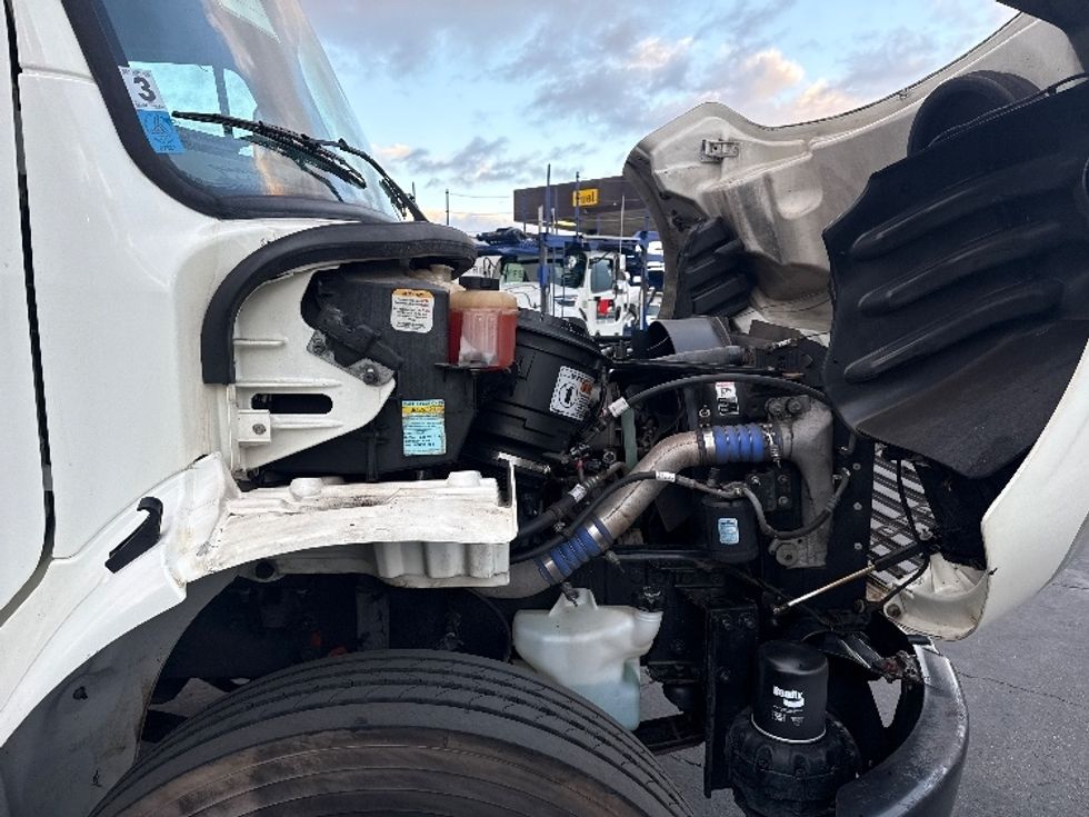 Refrigerated Truck-Light and Medium Duty Trucks-Freightliner-2016-M2-La Mirada-CA-132,636\n\t\tmiles-$ 47,250 - Image 23