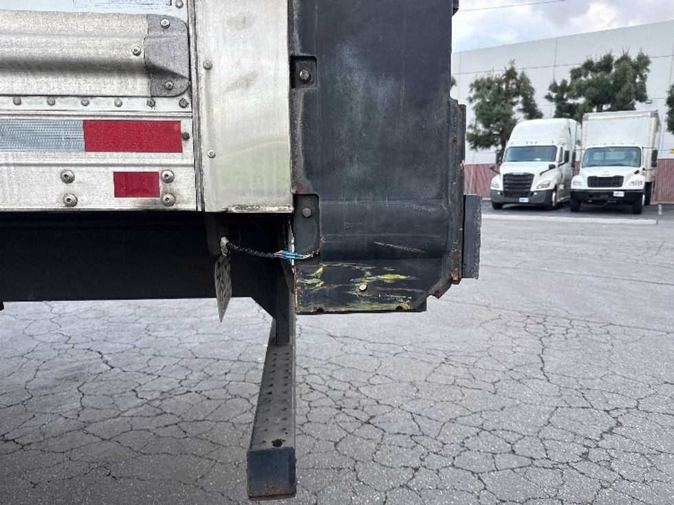 Refrigerated Truck-Light and Medium Duty Trucks-Freightliner-2016-M2-La Mirada-CA-132,636\n\t\tmiles-$ 47,250 - Image 26