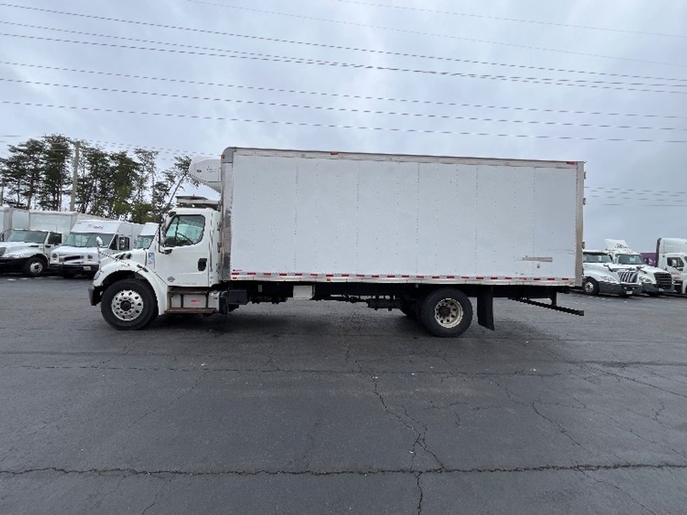Refrigerated Truck-Light and Medium Duty Trucks-Freightliner-2016-M2-Manassas-VA-126,898\n\t\tmiles-$ 48,000 - Image 15