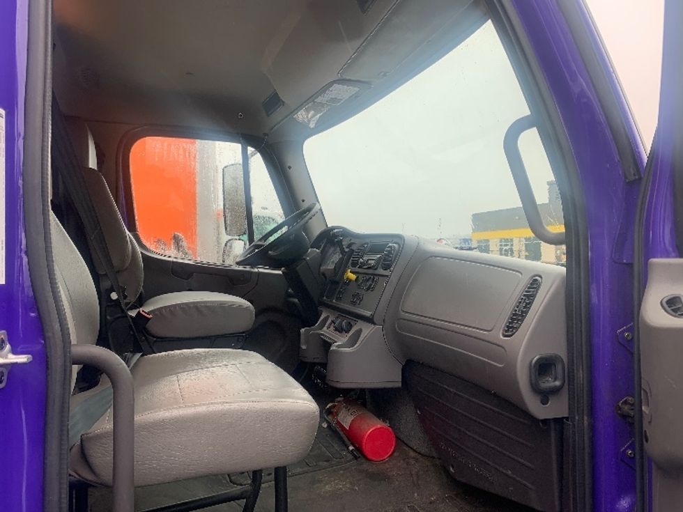 Refrigerated Truck-Light and Medium Duty Trucks-Freightliner-2016-M2-Norton-MA-64,263\n\t\tmiles-$ 49,750 - Image 19