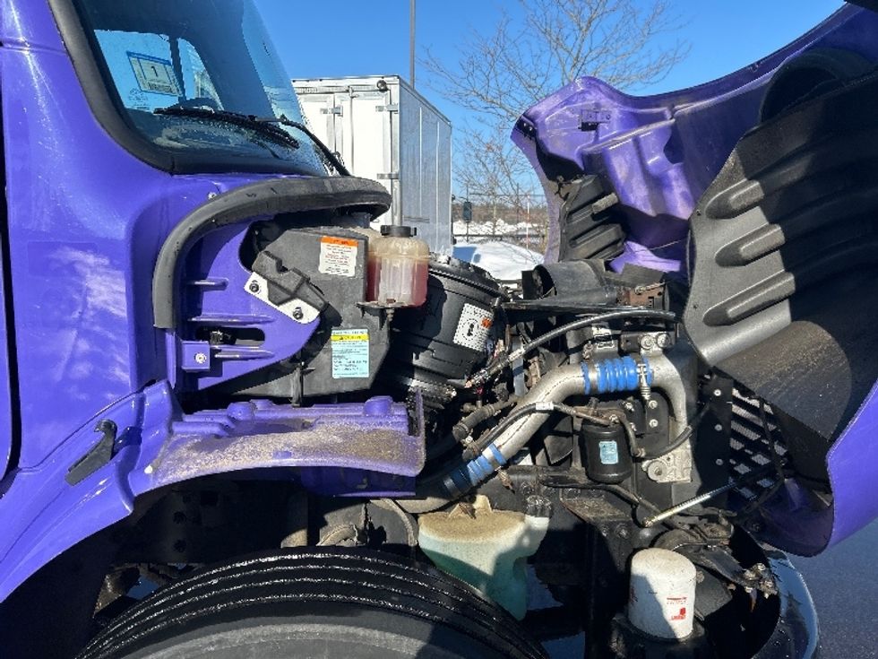 Refrigerated Truck-Light and Medium Duty Trucks-Freightliner-2016-M2-Norton-MA-64,263\n\t\tmiles-$ 49,750 - Image 22