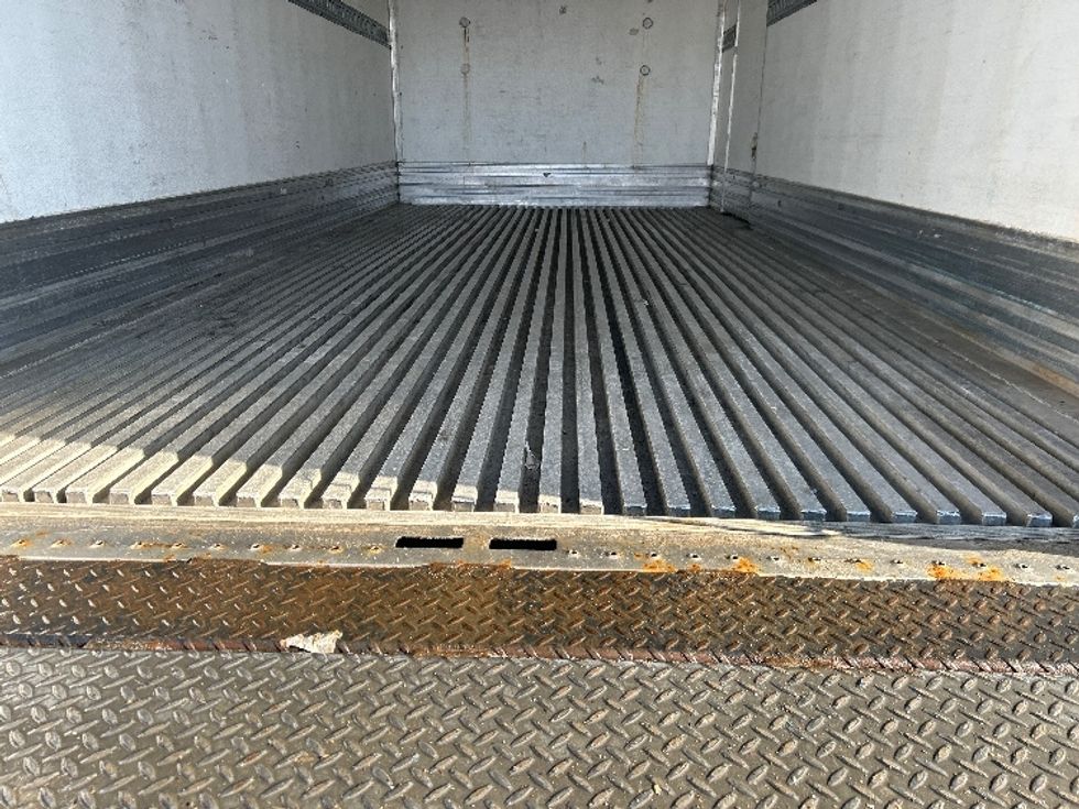 Refrigerated Truck-Light and Medium Duty Trucks-Freightliner-2016-M2-Norton-MA-64,263\n\t\tmiles-$ 49,750 - Image 9