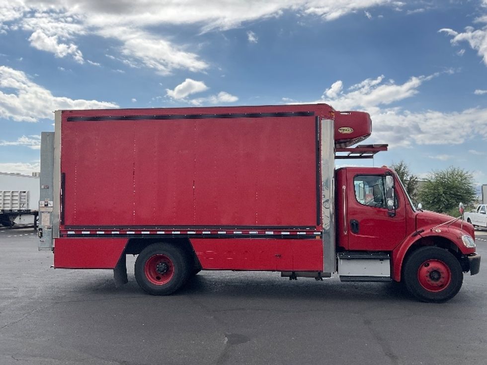Refrigerated Truck-Light and Medium Duty Trucks-Freightliner-2016-M2-Phoenix-AZ-82,674\n\t\tmiles-$ 46,500 - Image 15