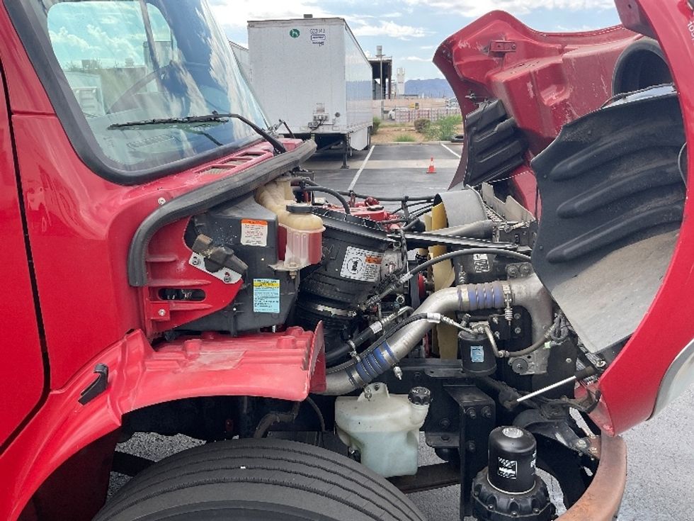 Refrigerated Truck-Light and Medium Duty Trucks-Freightliner-2016-M2-Phoenix-AZ-82,674\n\t\tmiles-$ 46,500 - Image 23
