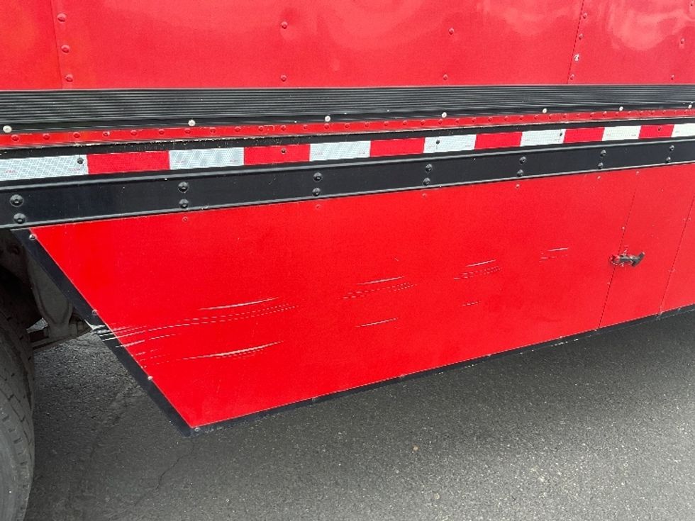 Refrigerated Truck-Light and Medium Duty Trucks-Freightliner-2016-M2-Phoenix-AZ-82,674\n\t\tmiles-$ 46,500 - Image 29