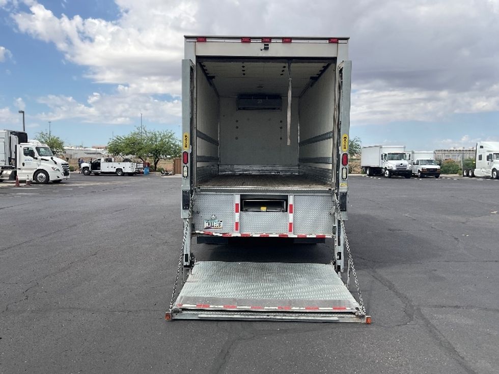 Refrigerated Truck-Light and Medium Duty Trucks-Freightliner-2016-M2-Phoenix-AZ-82,674\n\t\tmiles-$ 46,500 - Image 9