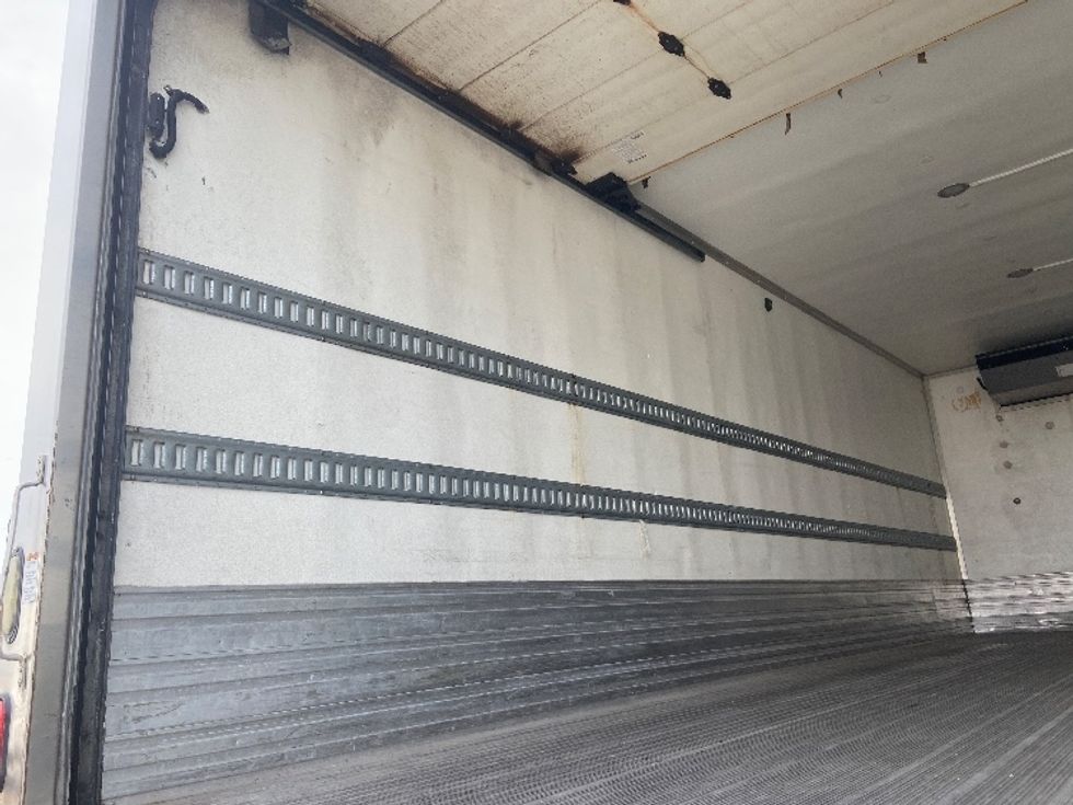 Refrigerated Truck-Light and Medium Duty Trucks-Freightliner-2016-M2-San Antonio-TX-339,395\n\t\tmiles-$ 19,000 - Image 10