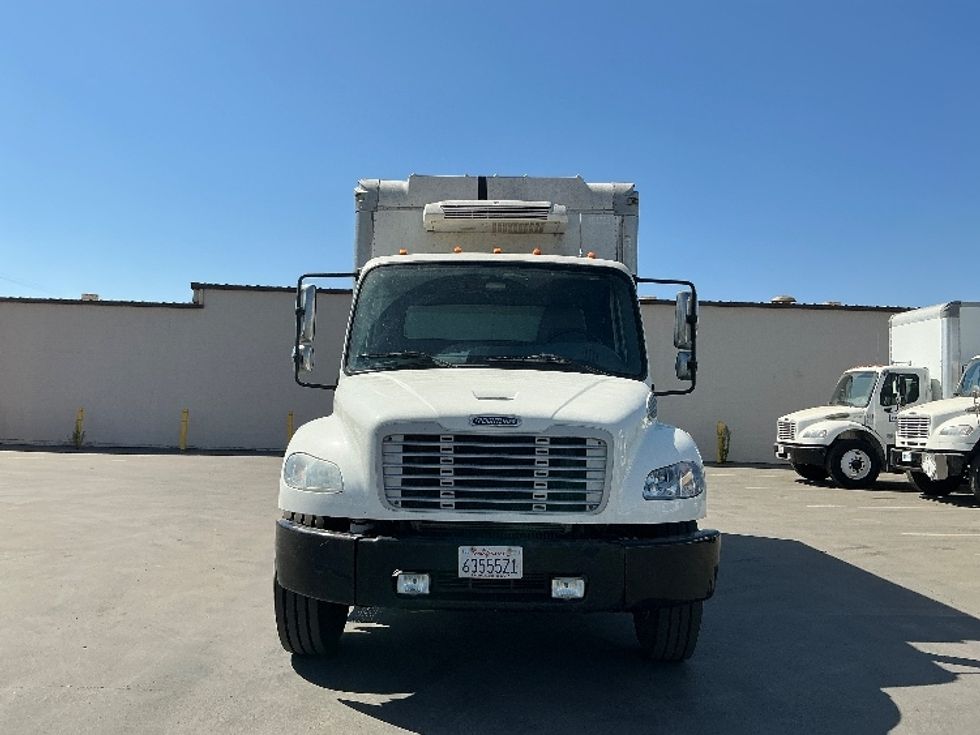 Refrigerated Truck-Light and Medium Duty Trucks-Freightliner-2016-M2-Santa Maria-CA-246,368\n\t\tmiles-$ 29,000 - Image 2