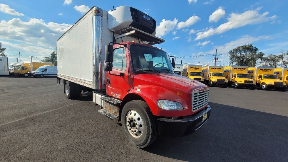 Refrigerated Truck-Light and Medium Duty Trucks-Freightliner-2016-M2-South Plainfield-NJ-218,629\n\t\tmiles-$ 38,250 - Image 1