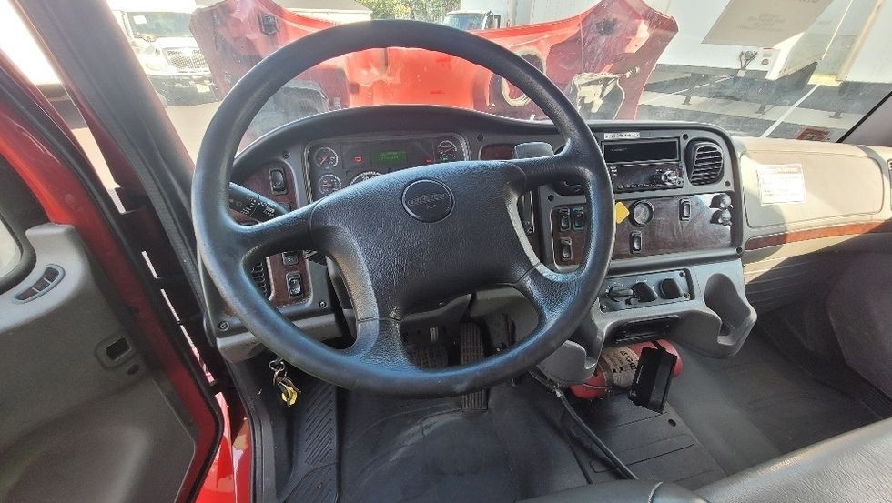 Refrigerated Truck-Light and Medium Duty Trucks-Freightliner-2016-M2-South Plainfield-NJ-218,629\n\t\tmiles-$ 38,250 - Image 18