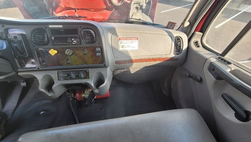 Refrigerated Truck-Light and Medium Duty Trucks-Freightliner-2016-M2-South Plainfield-NJ-218,629\n\t\tmiles-$ 38,250 - Image 21