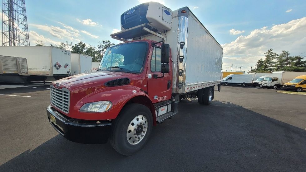 Refrigerated Truck-Light and Medium Duty Trucks-Freightliner-2016-M2-South Plainfield-NJ-218,629\n\t\tmiles-$ 38,250 - Image 3