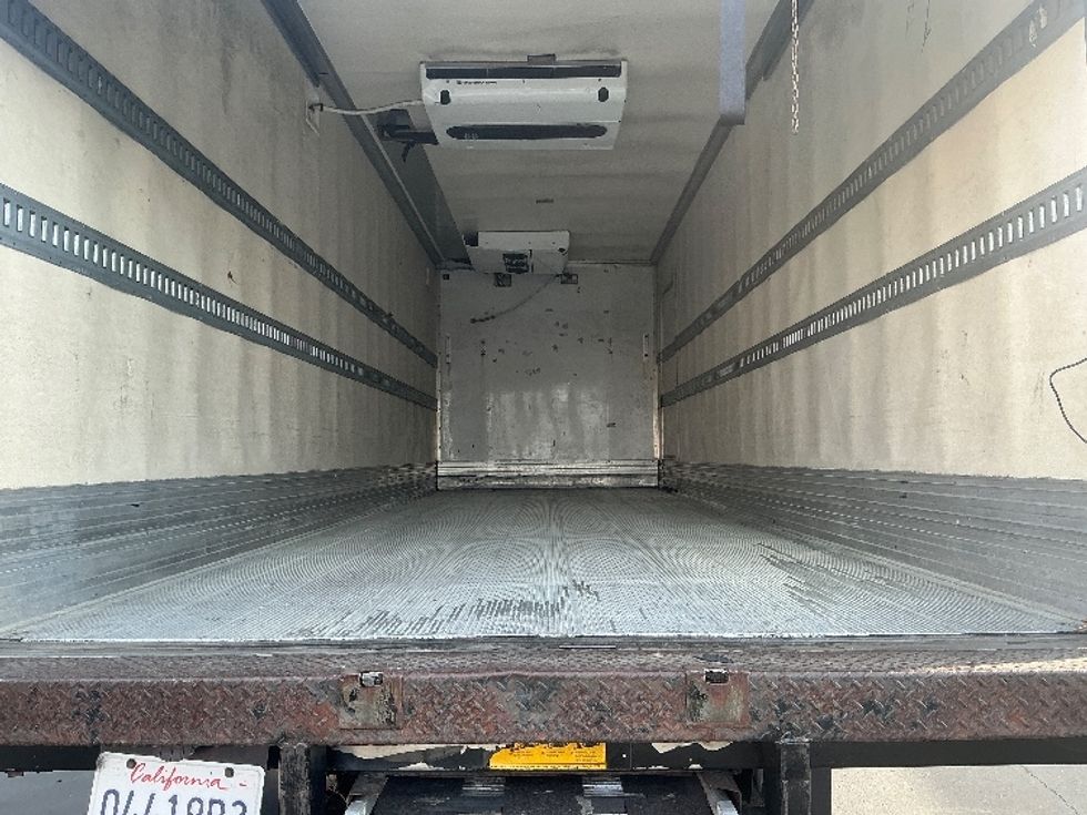 Refrigerated Truck-Light and Medium Duty Trucks-Freightliner-2016-M2-West Sacramento-CA-111,288\n\t\tmiles-$ 46,500 - Image 8