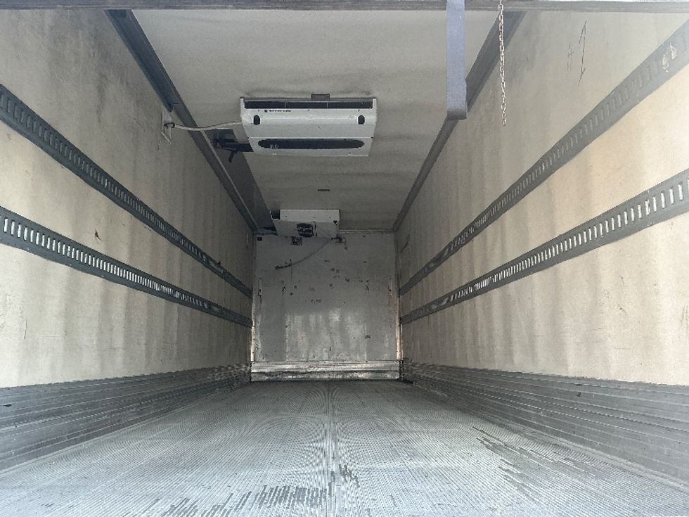 Refrigerated Truck-Light and Medium Duty Trucks-Freightliner-2016-M2-West Sacramento-CA-111,288\n\t\tmiles-$ 46,500 - Image 9