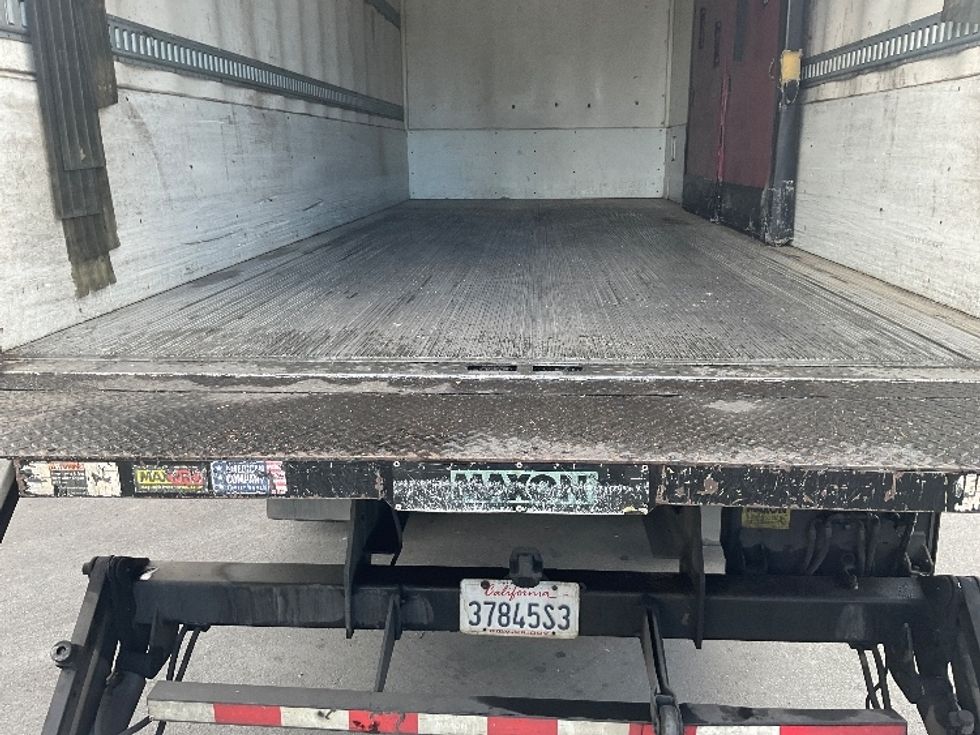Refrigerated Truck-Light and Medium Duty Trucks-Freightliner-2016-M2-West Sacramento-CA-224,729\n\t\tmiles-$ 38,250 - Image 10