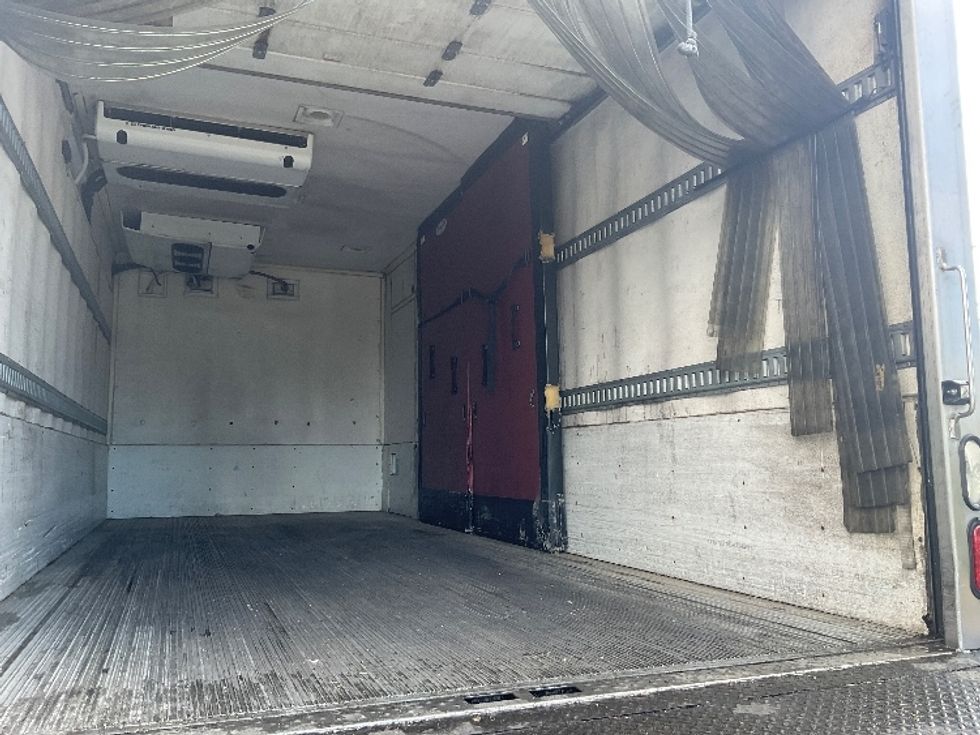 Refrigerated Truck-Light and Medium Duty Trucks-Freightliner-2016-M2-West Sacramento-CA-224,729\n\t\tmiles-$ 38,250 - Image 12