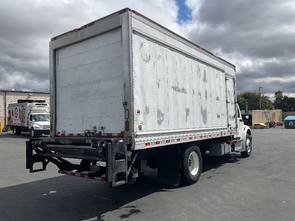 Refrigerated Truck-Light and Medium Duty Trucks-Freightliner-2016-M2-West Sacramento-CA-224,729\n\t\tmiles-$ 38,250 - Image 13