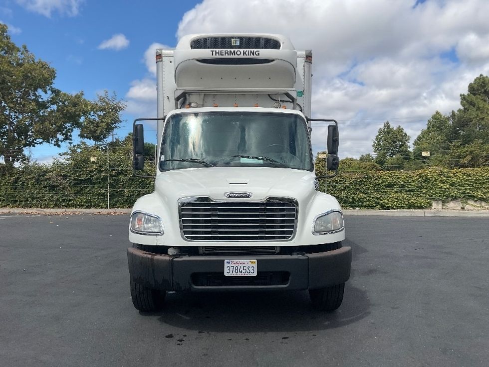 Refrigerated Truck-Light and Medium Duty Trucks-Freightliner-2016-M2-West Sacramento-CA-224,729\n\t\tmiles-$ 38,250 - Image 2