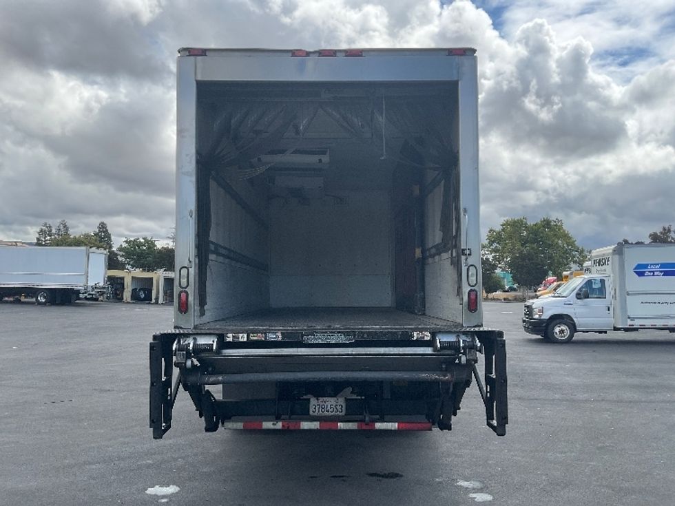 Refrigerated Truck-Light and Medium Duty Trucks-Freightliner-2016-M2-West Sacramento-CA-224,729\n\t\tmiles-$ 38,250 - Image 8