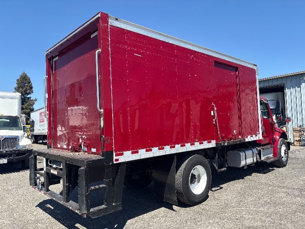Refrigerated Truck-Light and Medium Duty Trucks-Freightliner-2016-M2-West Sacramento-CA-329,135\n\t\tmiles-$ 27,000 - Image 13