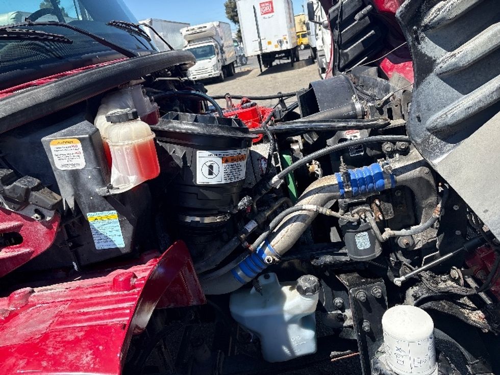 Refrigerated Truck-Light and Medium Duty Trucks-Freightliner-2016-M2-West Sacramento-CA-329,135\n\t\tmiles-$ 27,000 - Image 23