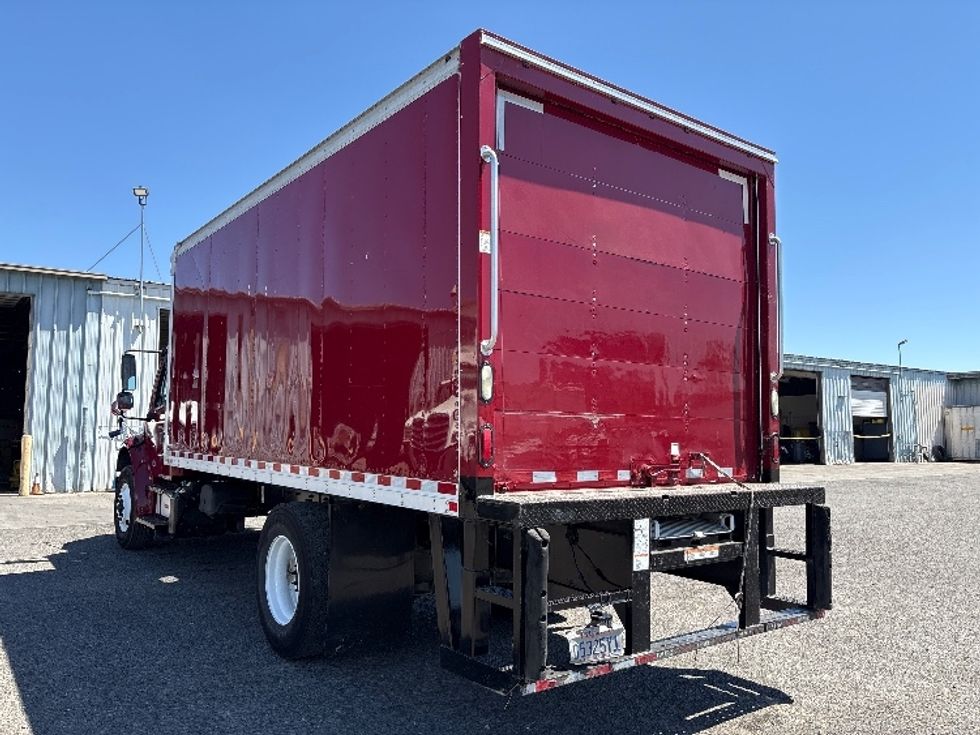 Refrigerated Truck-Light and Medium Duty Trucks-Freightliner-2016-M2-West Sacramento-CA-329,135\n\t\tmiles-$ 27,000 - Image 6