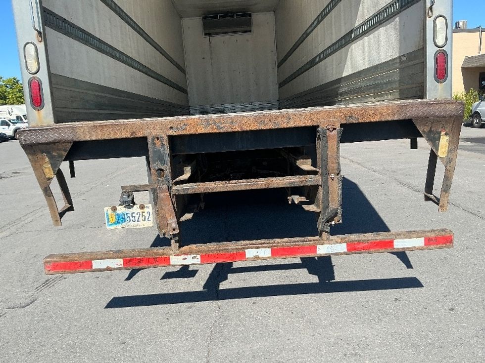 Refrigerated Truck-Light and Medium Duty Trucks-Freightliner-2017-Cascadia X11364S-Wilkes Barre-PA-364,301\n\t\tmiles-$ 81,000 - Image 9