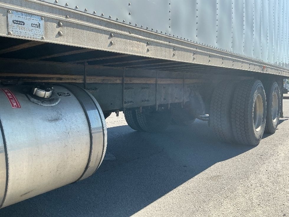 Refrigerated Truck-Light and Medium Duty Trucks-Freightliner-2017-Cascadia X11364S-Wilkes Barre-PA-364,301\n\t\tmiles-$ 81,000 - Image 5