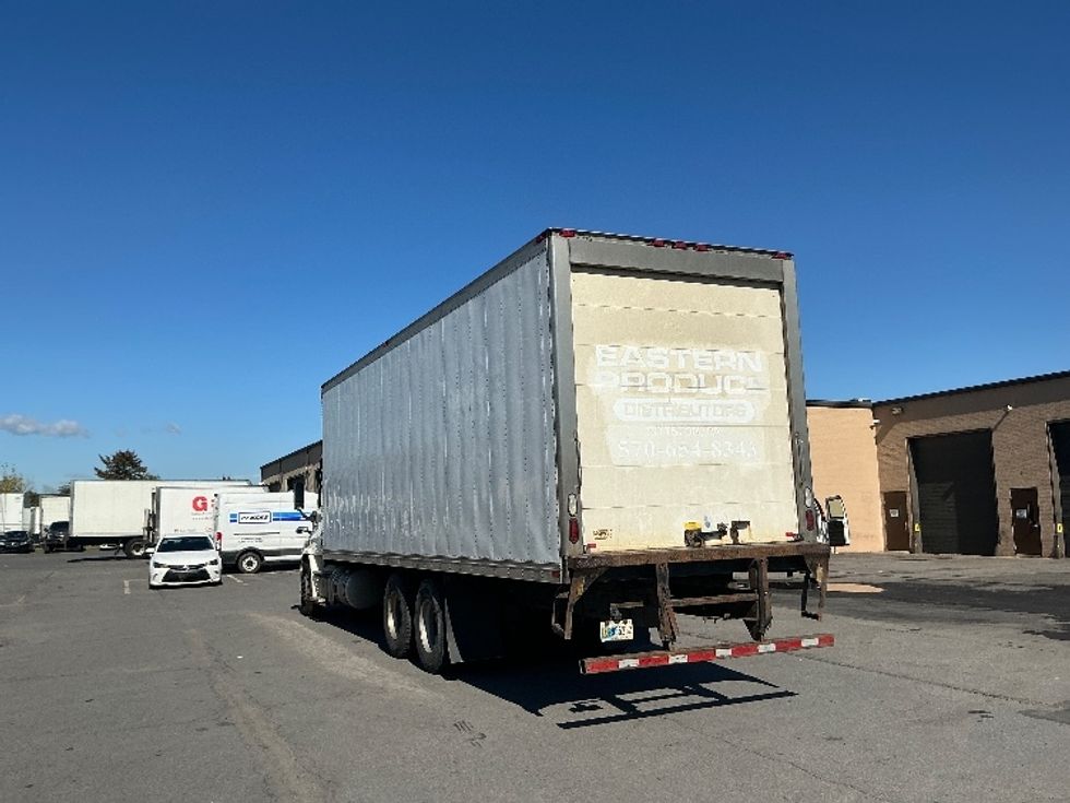 Refrigerated Truck-Light and Medium Duty Trucks-Freightliner-2017-Cascadia X11364S-Wilkes Barre-PA-364,301\n\t\tmiles-$ 81,000 - Image 6