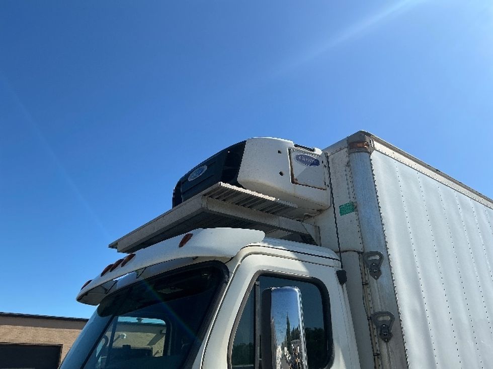 Refrigerated Truck-Light and Medium Duty Trucks-Freightliner-2017-Cascadia X11364S-Wilkes Barre-PA-364,301\n\t\tmiles-$ 81,000 - Image 26