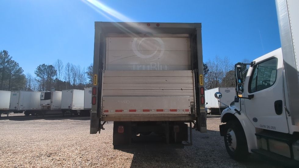 Refrigerated Truck-Light and Medium Duty Trucks-Freightliner-2017-M2-Atlanta-GA-326,433\n\t\tmiles-$ 39,250 - Image 7
