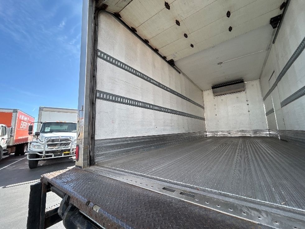 Refrigerated Truck-Light and Medium Duty Trucks-Freightliner-2017-M2-Aurora-CO-128,826\n\t\tmiles-$ 51,750 - Image 11