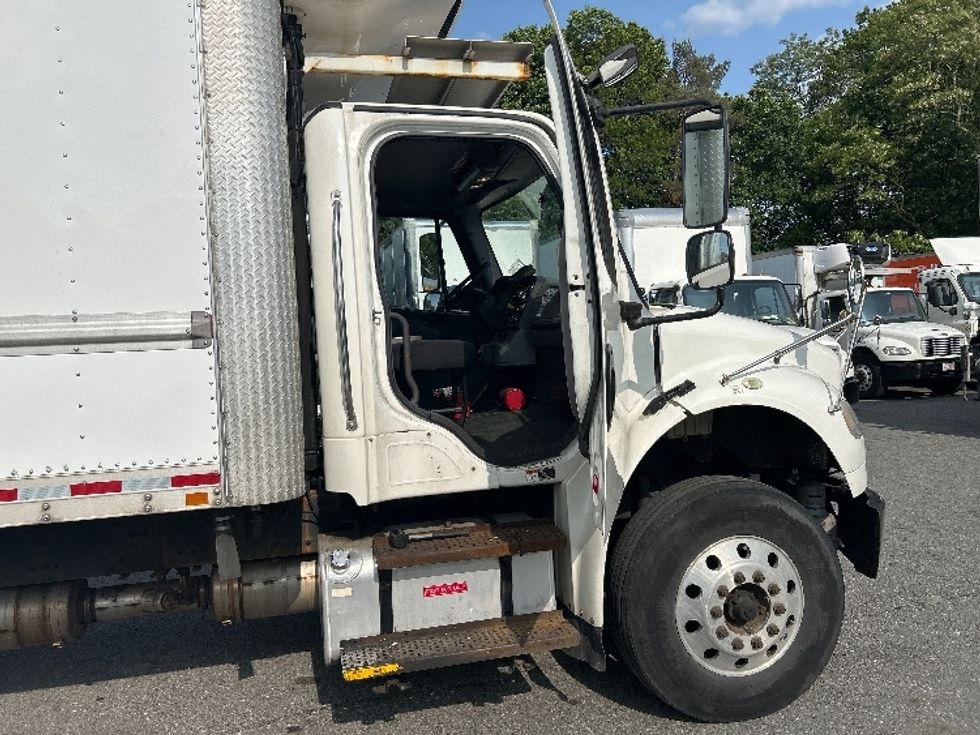 Refrigerated Truck-Light and Medium Duty Trucks-Freightliner-2017-M2-Braintree-MA-248,031\n\t\tmiles-$ 56,750 - Image 20