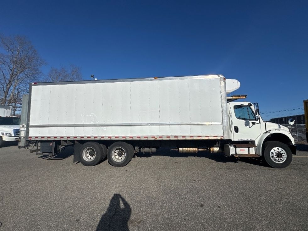 Refrigerated Truck-Light and Medium Duty Trucks-Freightliner-2017-M2-Braintree-MA-312,654\n\t\tmiles-$ 42,500 - Image 15