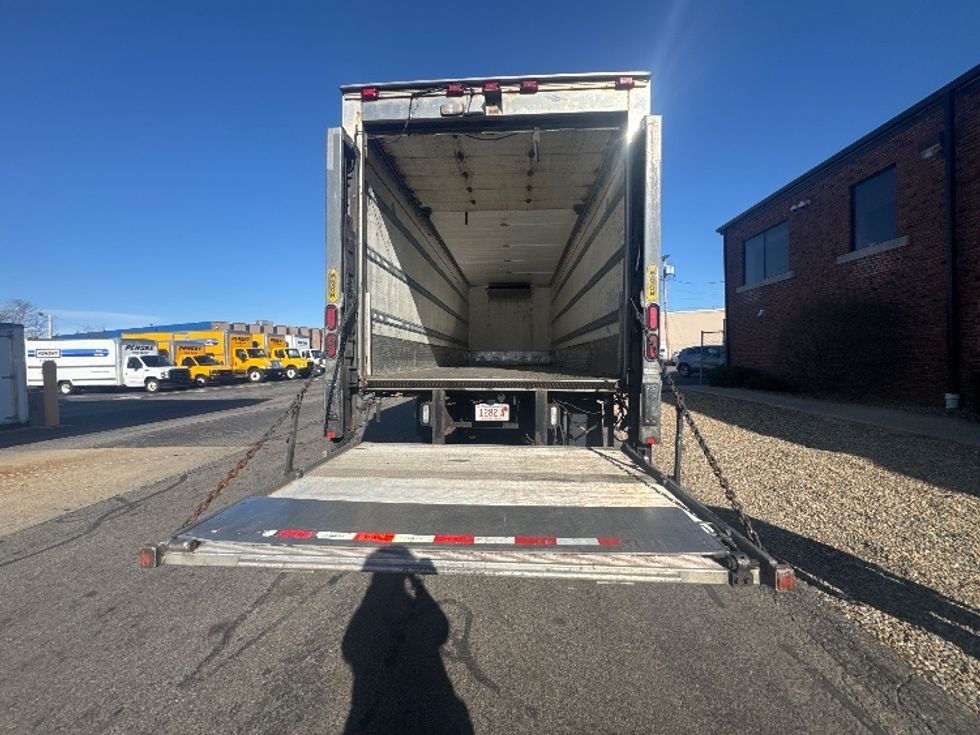 Refrigerated Truck-Light and Medium Duty Trucks-Freightliner-2017-M2-Braintree-MA-312,654\n\t\tmiles-$ 42,500 - Image 9