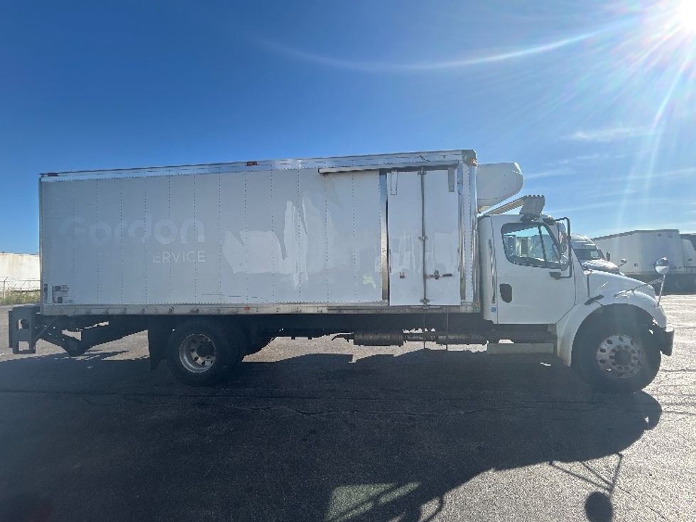 Refrigerated Truck-Light and Medium Duty Trucks-Freightliner-2017-M2-Chicago (Melrose Park)-IL-242,742\n\t\tmiles-$ 32,500 - Image 15