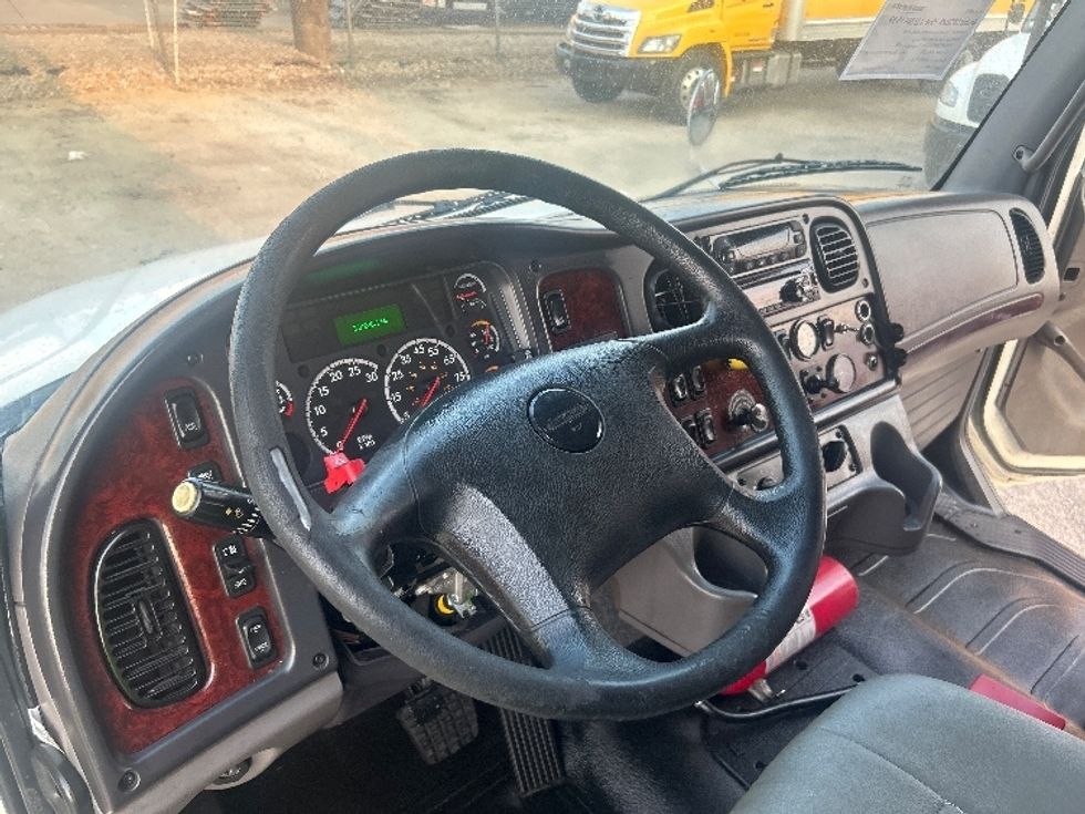 Refrigerated Truck-Light and Medium Duty Trucks-Freightliner-2017-M2-Dallas-TX-314,219\n\t\tmiles-$ 42,750 - Image 17