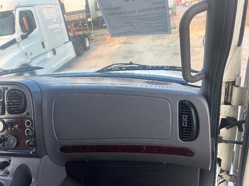 Refrigerated Truck-Light and Medium Duty Trucks-Freightliner-2017-M2-Dallas-TX-314,219\n\t\tmiles-$ 42,750 - Image 21