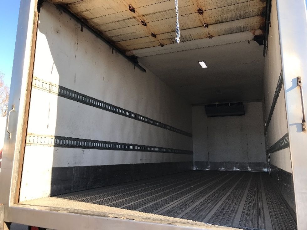 Refrigerated Truck-Light and Medium Duty Trucks-Freightliner-2017-M2-Delta-BC-366,031\n\t\tkm-$ 54,250 - Image 11