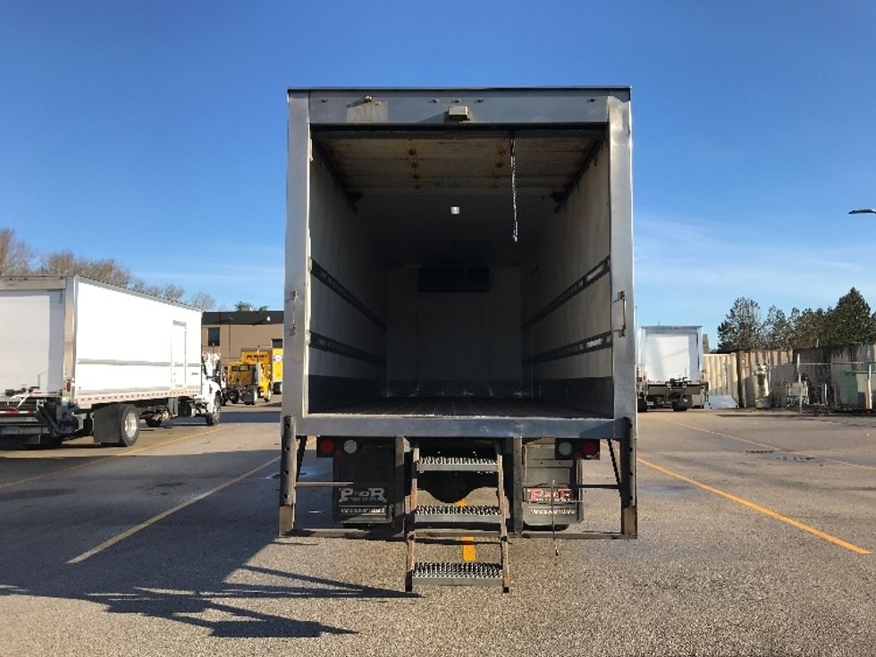 Refrigerated Truck-Light and Medium Duty Trucks-Freightliner-2017-M2-Delta-BC-366,031\n\t\tkm-$ 54,250 - Image 9