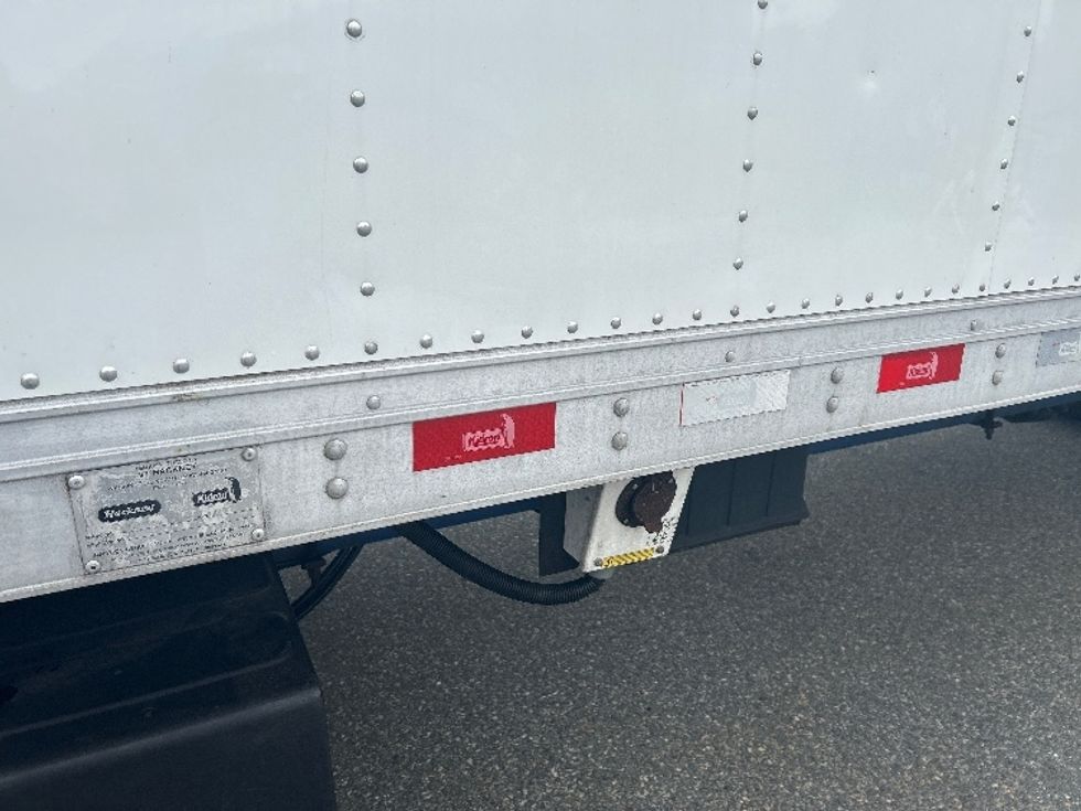 Refrigerated Truck-Light and Medium Duty Trucks-Freightliner-2017-M2-Fitchburg-MA-187,643\n\t\tmiles-$ 34,000 - Image 28