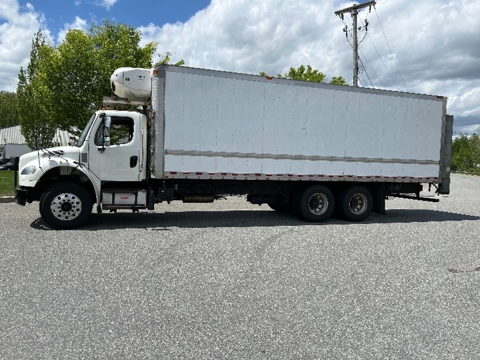Refrigerated Truck-Light and Medium Duty Trucks-Freightliner-2017-M2-Fitchburg-MA-296,620\n\t\tmiles-$ 52,250 - Image 4