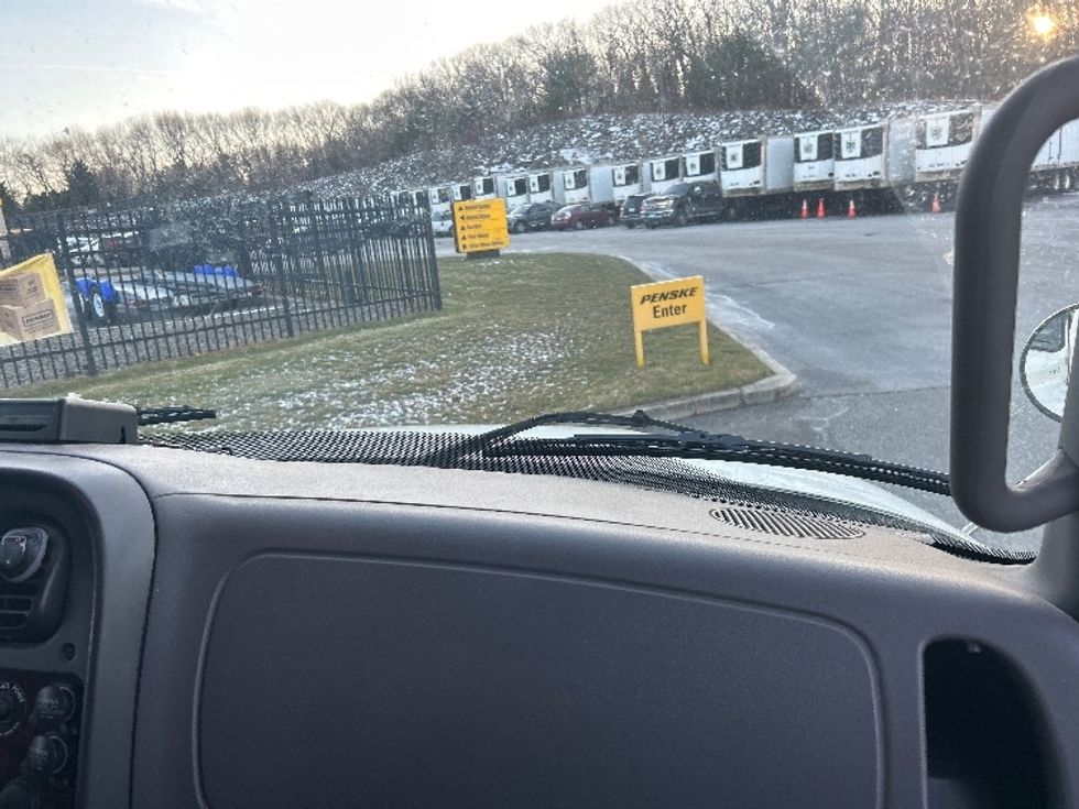 Refrigerated Truck-Light and Medium Duty Trucks-Freightliner-2017-M2-Fitchburg-MA-304,718\n\t\tmiles-$ 46,250 - Image 21